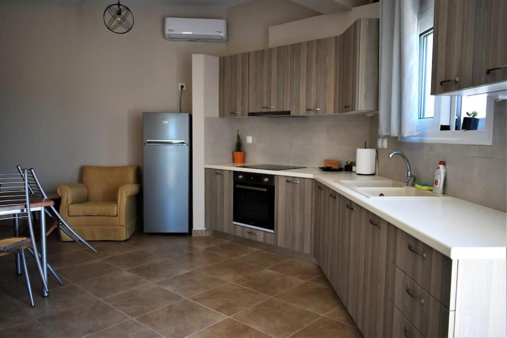 Smailis Apartment 2 Lygourio Buitenkant foto