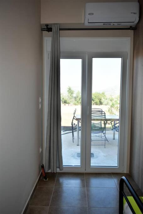 Smailis Apartment 2 Lygourio Buitenkant foto